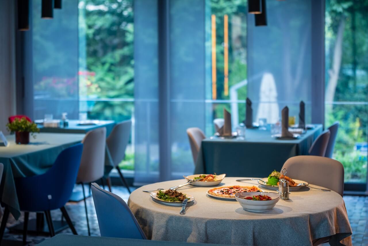 Отель Best Western Plus Congress Hotel Yerevan Ереван-14