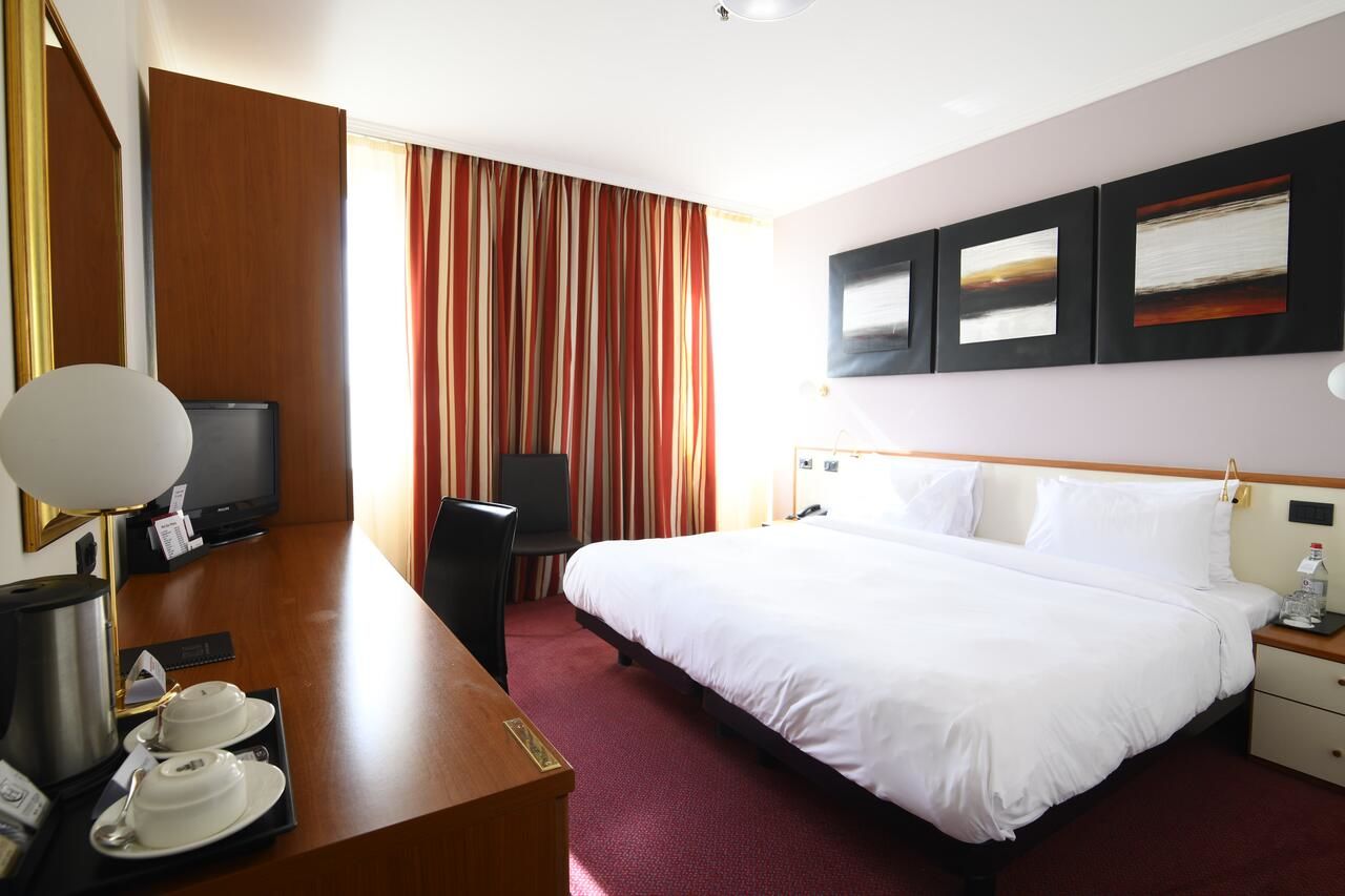 Отель Best Western Plus Congress Hotel Yerevan Ереван