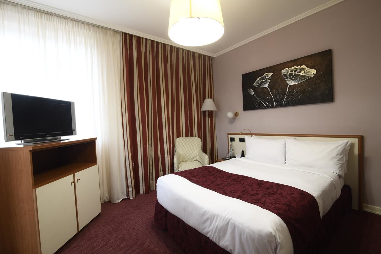 Отель Best Western Plus Congress Hotel Yerevan Ереван-17