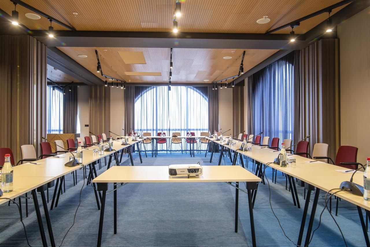 Отель Best Western Plus Congress Hotel Yerevan Ереван