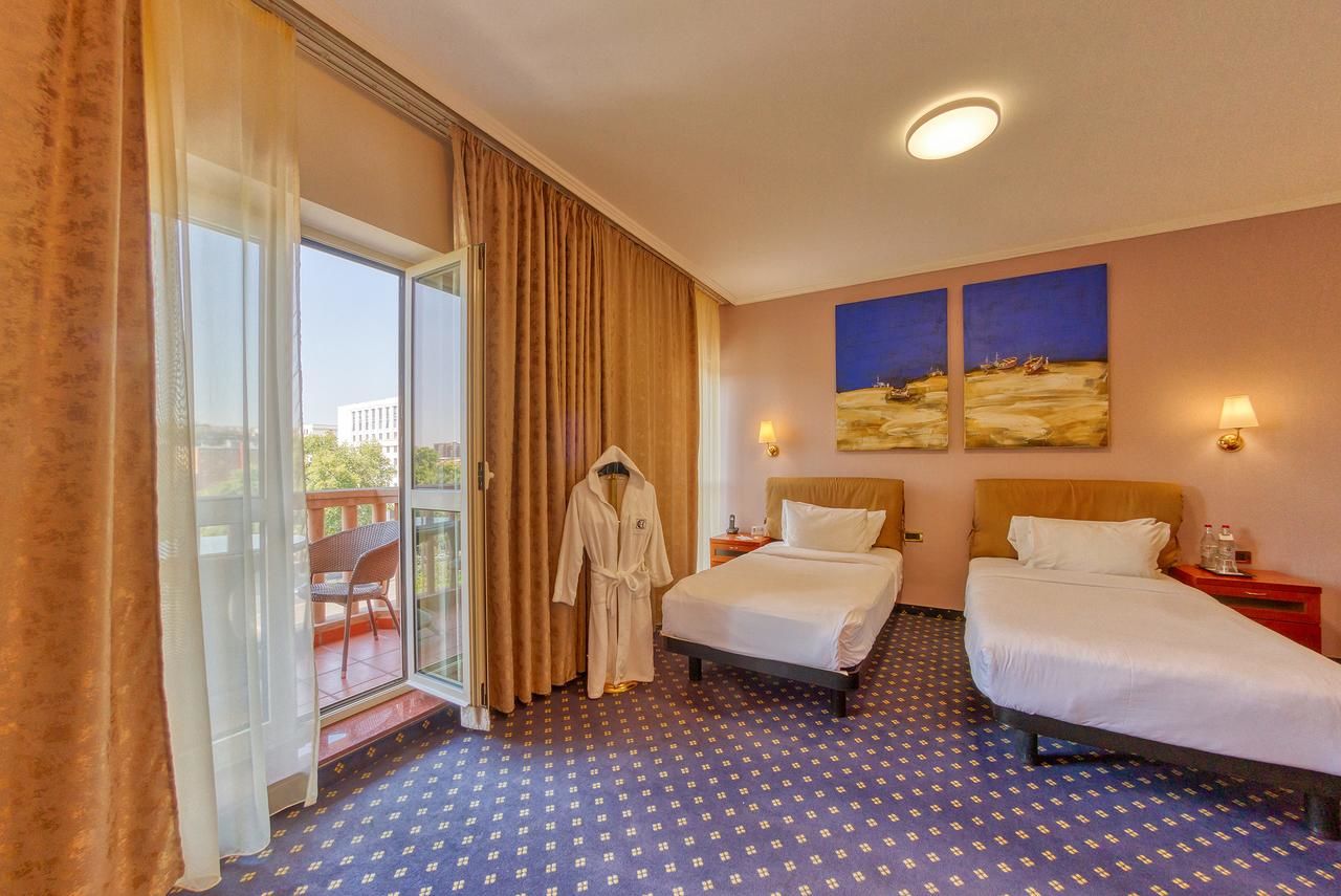 Отель Best Western Plus Congress Hotel Yerevan Ереван-30