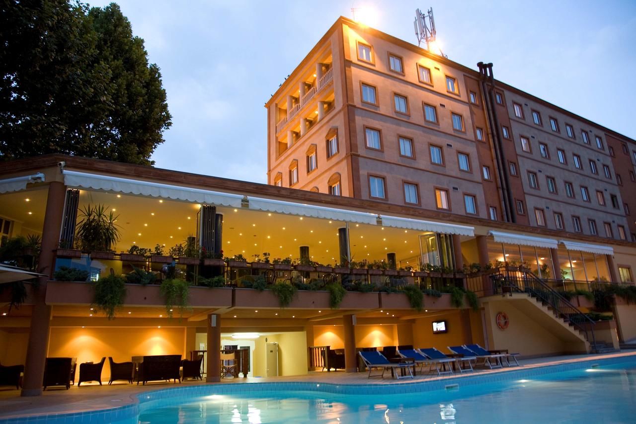Отель Best Western Plus Congress Hotel Yerevan Ереван-7