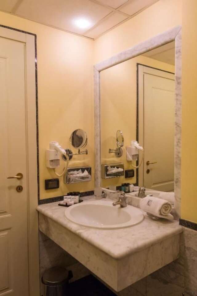 Отель Best Western Plus Congress Hotel Yerevan Ереван-50